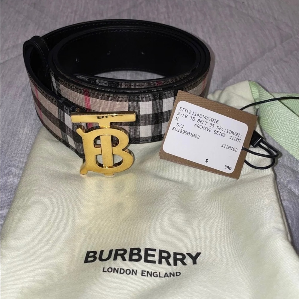 Brand new 100% authentic Burberry women’s belt